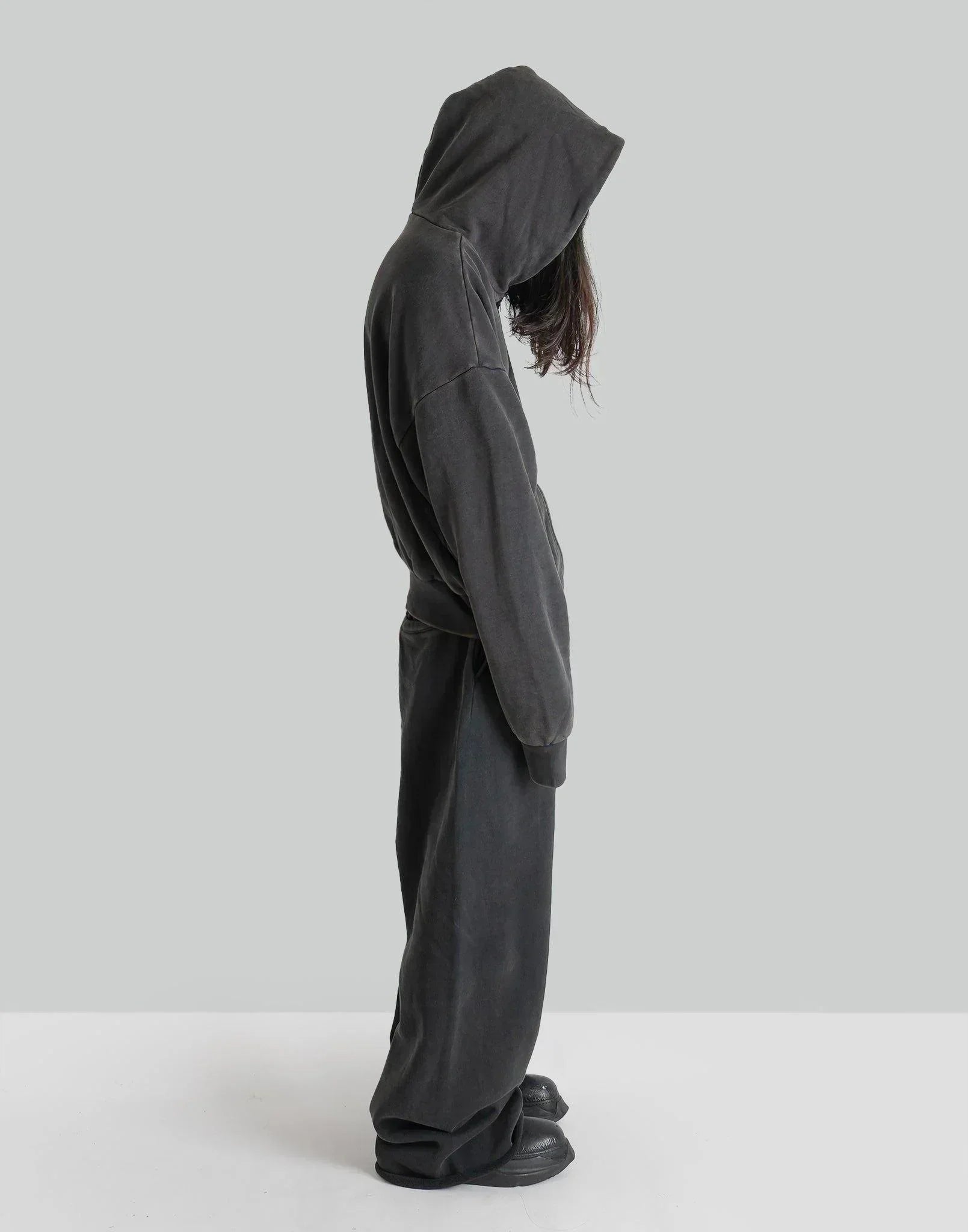 entire studios - THERMAL HOOD - 082plus