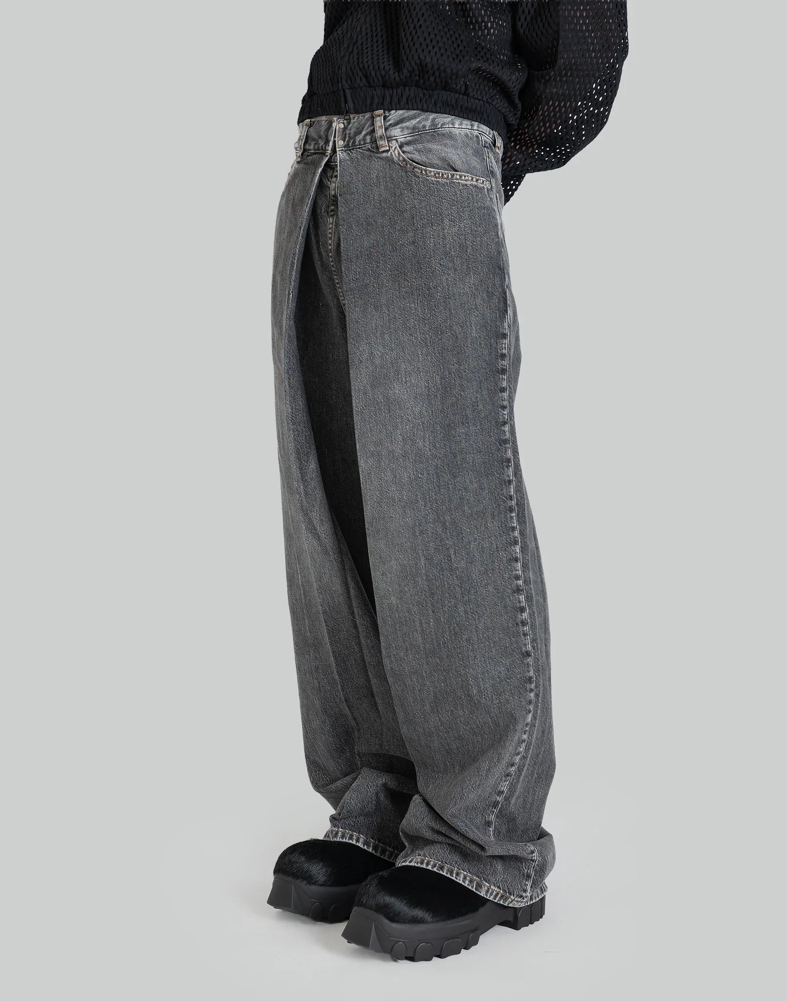 JOHN LAWRENCE SULLIVAN WASHED DENIM WIDE PANTS – 082plus
