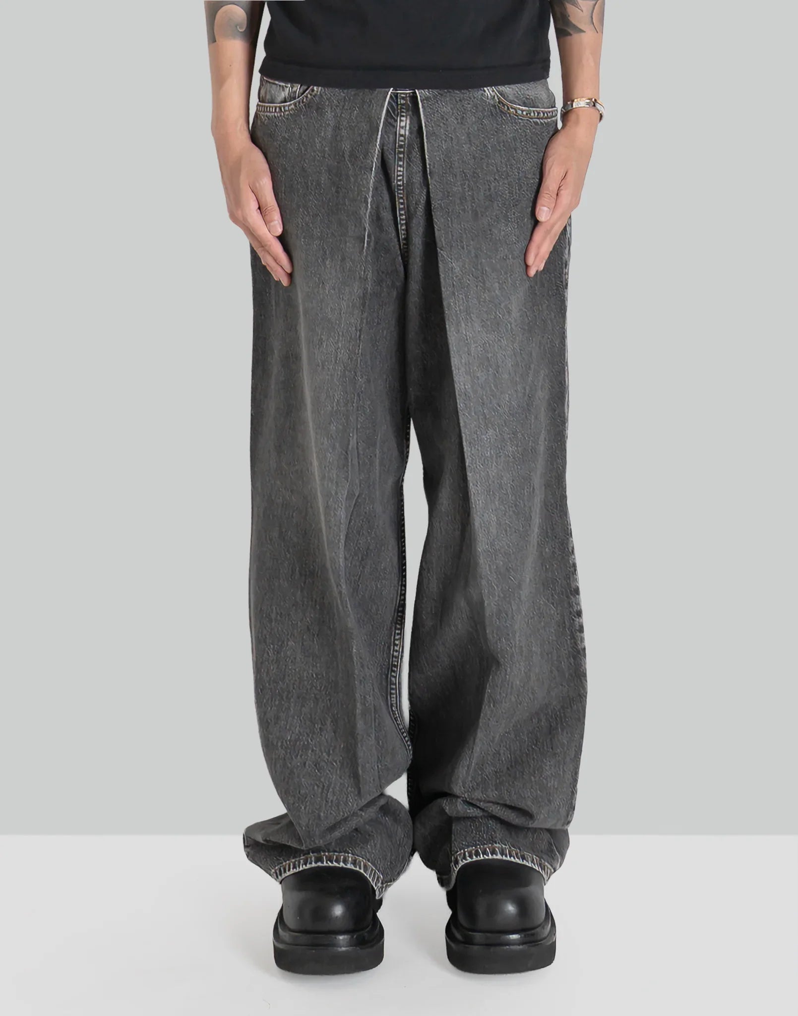 JOHN LAWRENCE SULLIVAN - WASHED DENIM WIDE PANTS - 082plus