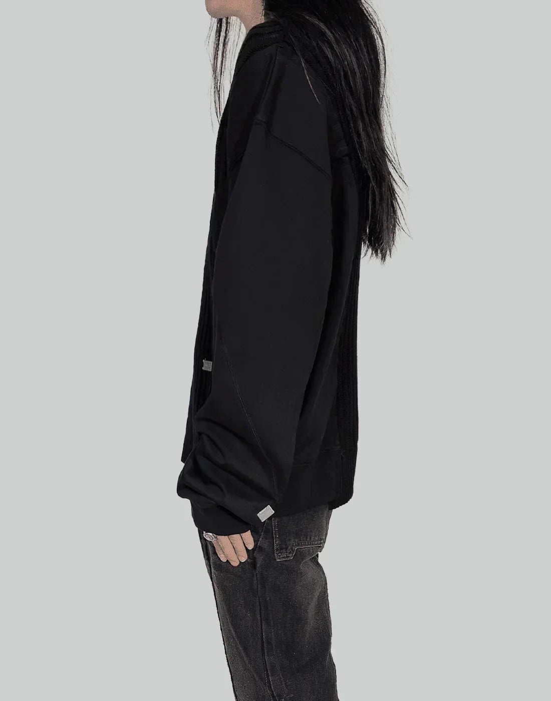 C2H4 - “Future Yacht Club” SOLID KNIT PANELLED CREWNECK - 082plus