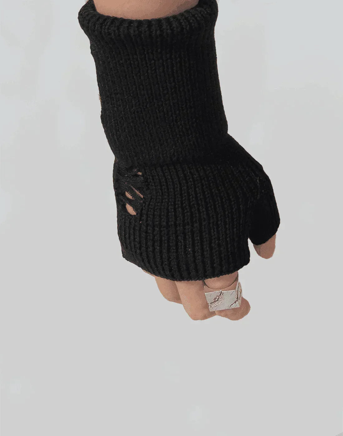 C2H4 - RUIN DISTRESSED HALF-HAND GLOVES - 082plus