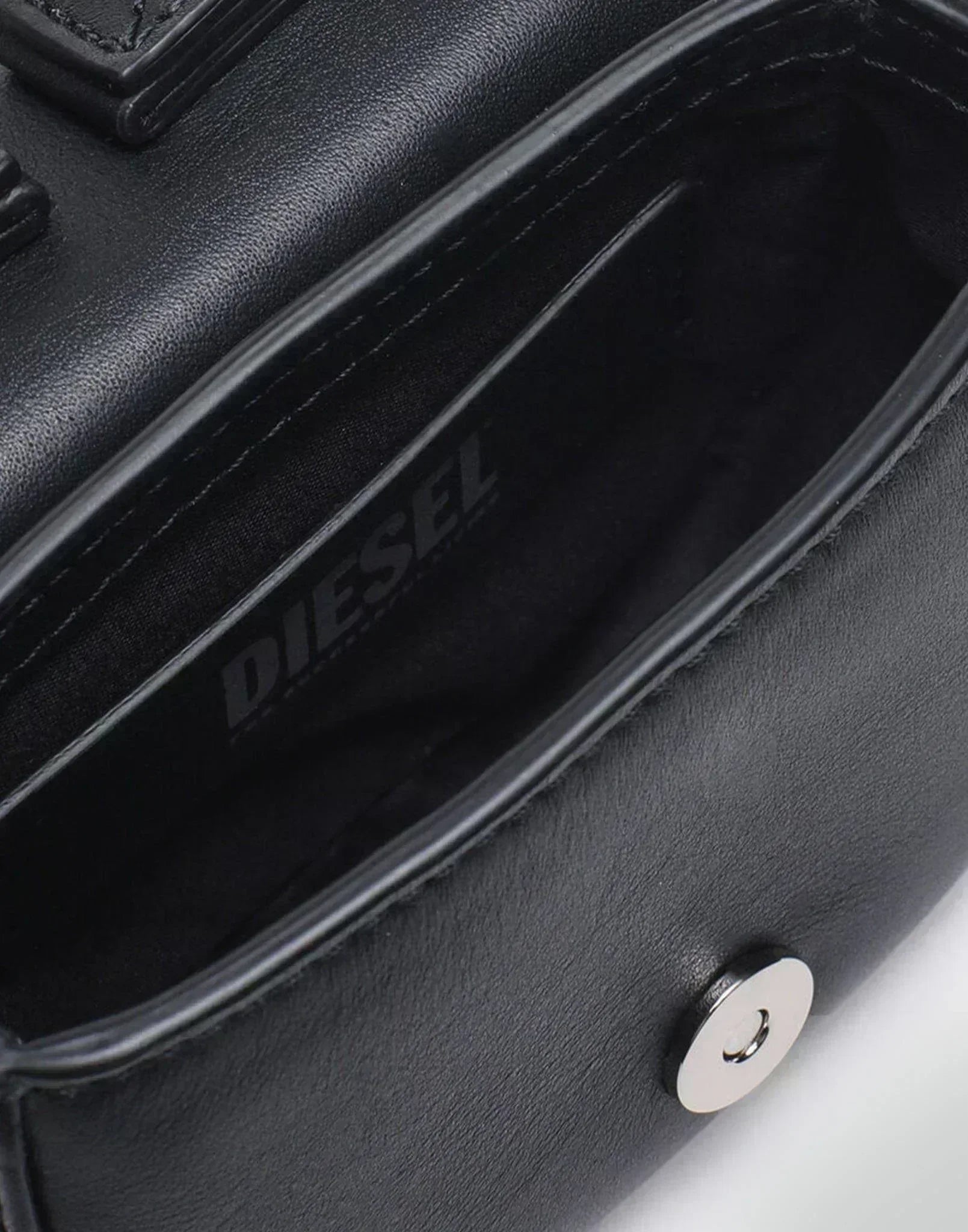 DIESEL - 1DR XS - 082plus