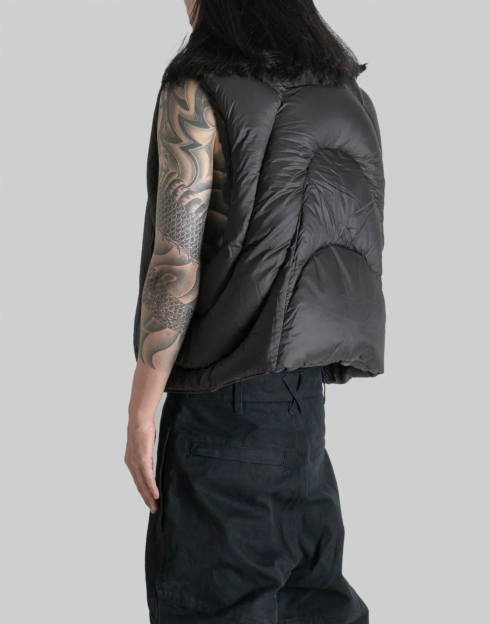 entire studios - GRID VEST - 082plus