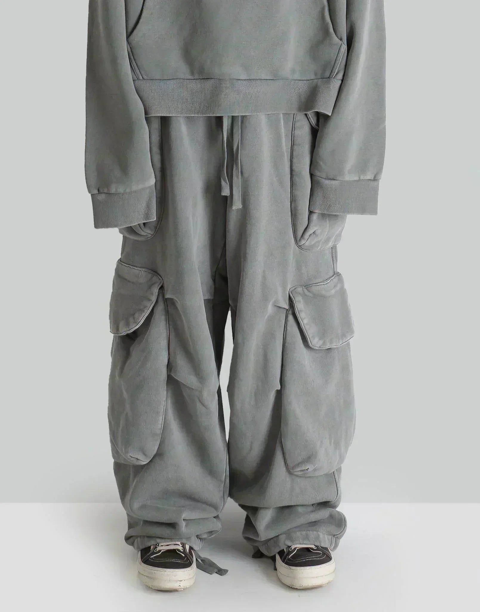 entire studios - HEAVY GOCAR - 082plus