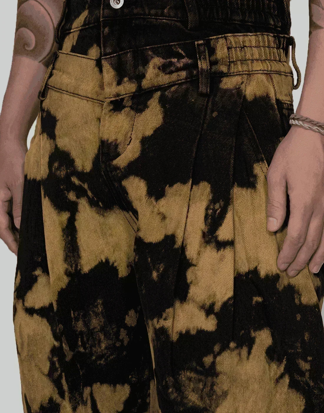 FENG CHEN WANG - DENIM TIE DYE DOUBLE WAISTBAND JEANS - 082plus