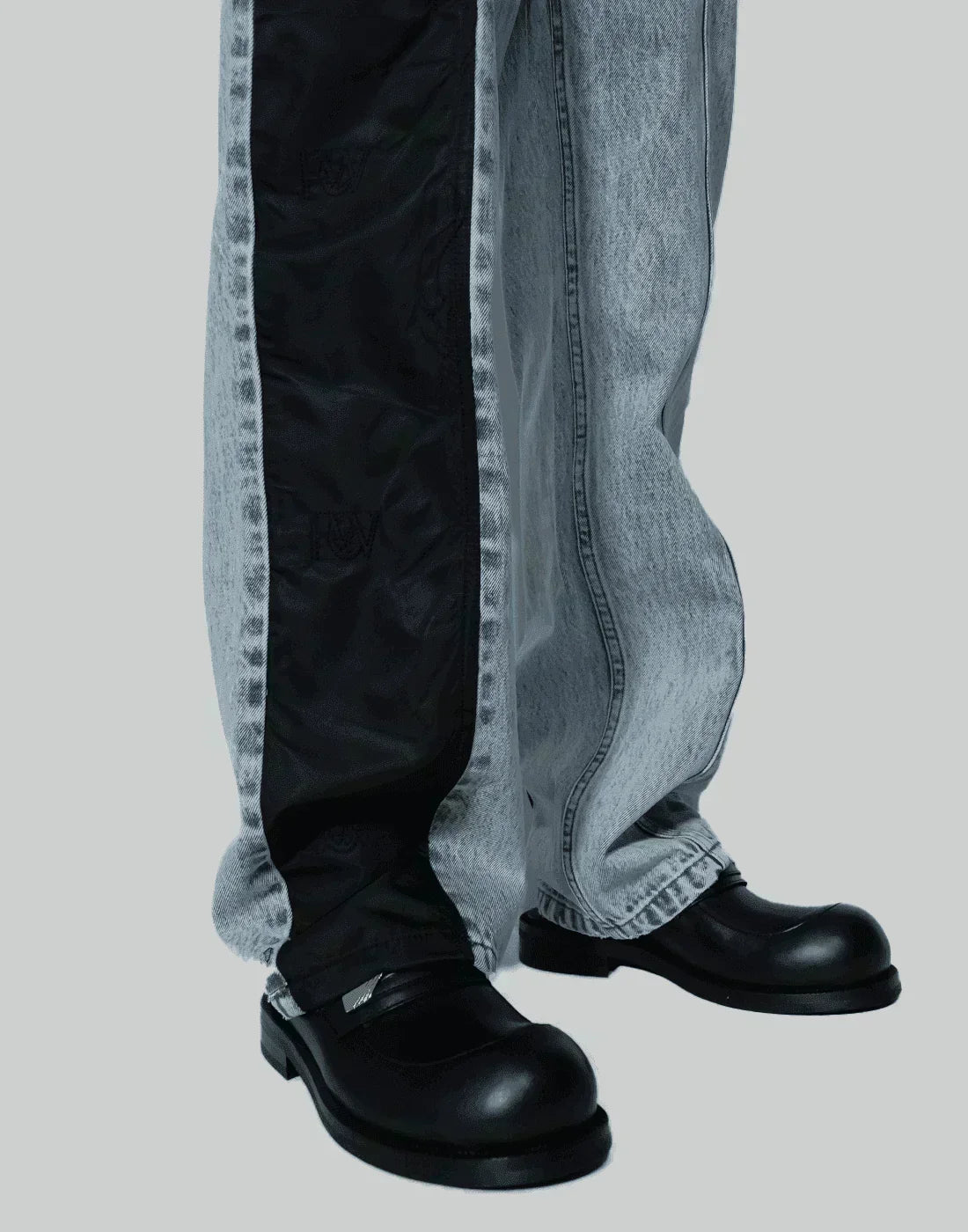 FENG CHEN WANG - PHOENIX EMBROIDERY PANELLED JEANS - 082plus