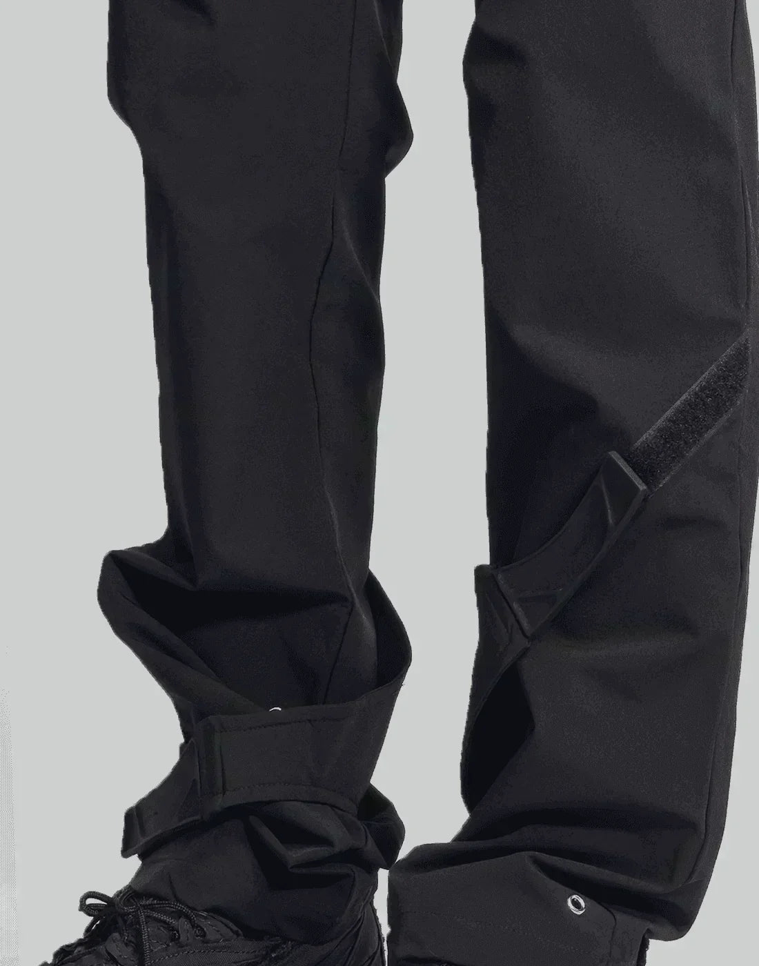 HELIOT EMIL - ANAMORPHIC CARGO PANTS - 082plus