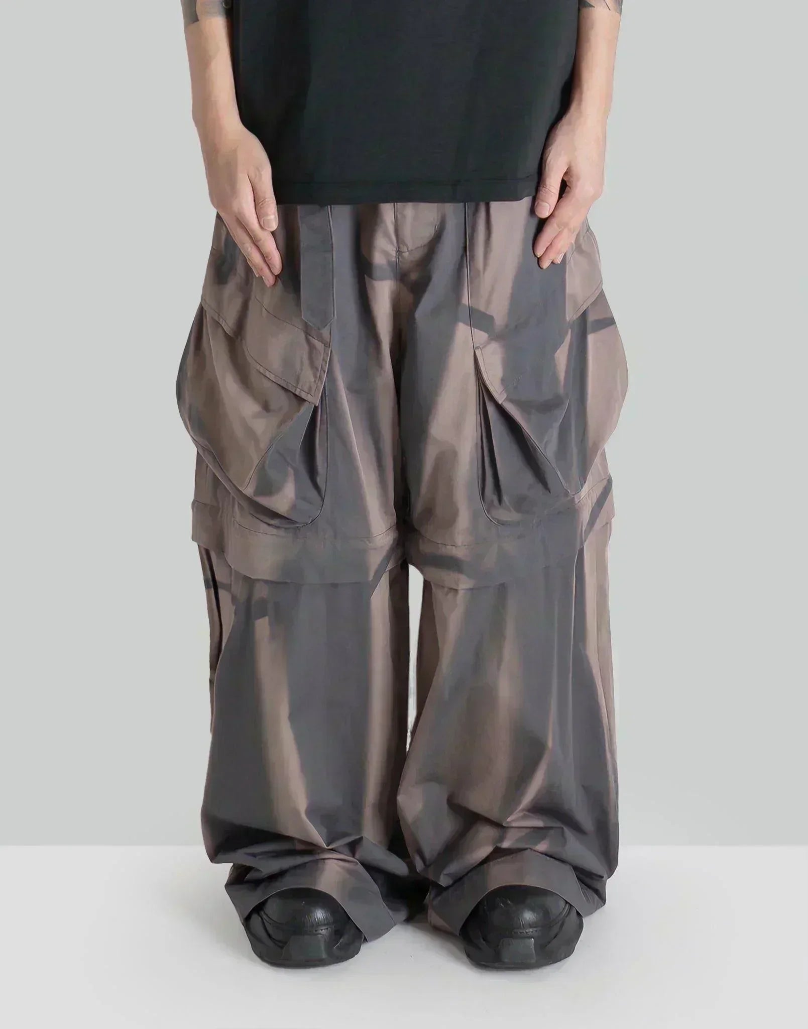 JiyongKim - SUN-BLEACHED 3D POCKET DETACHABLE TROUSERS - 082plus