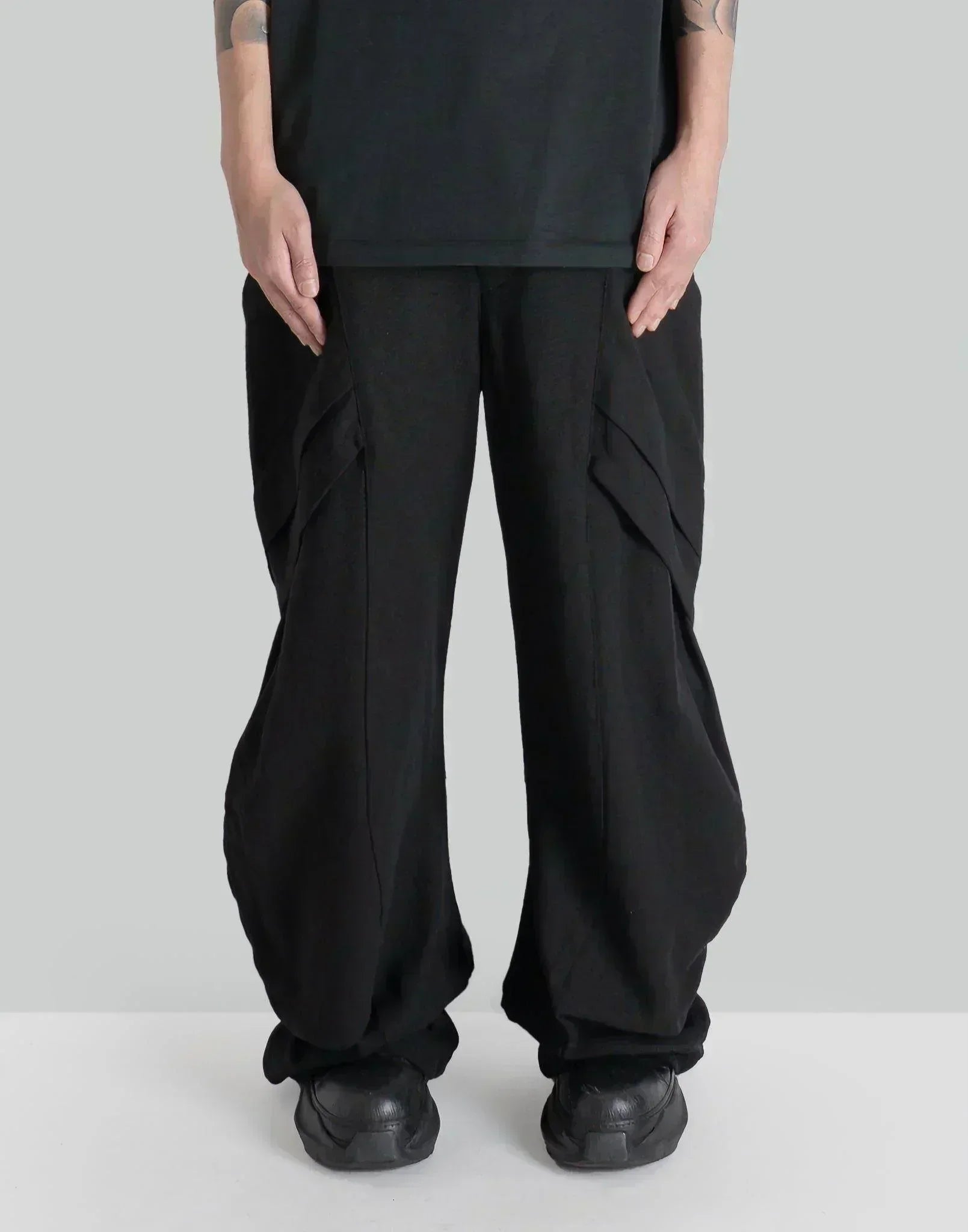 JiyongKim - SUN-BLEACHED CURVED WIDE TROUSERS - 082plus