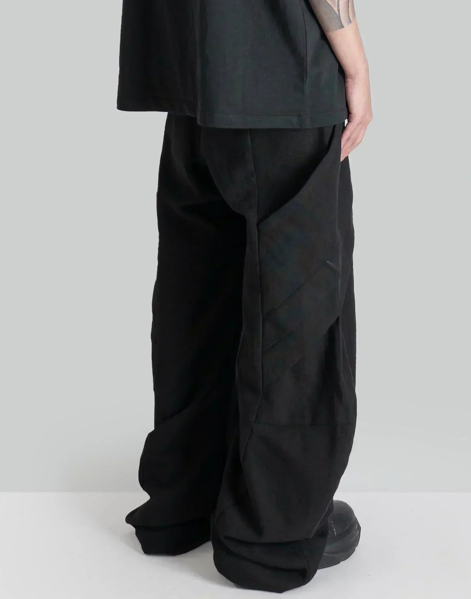 JiyongKim - SUN-BLEACHED CURVED WIDE TROUSERS - 082plus