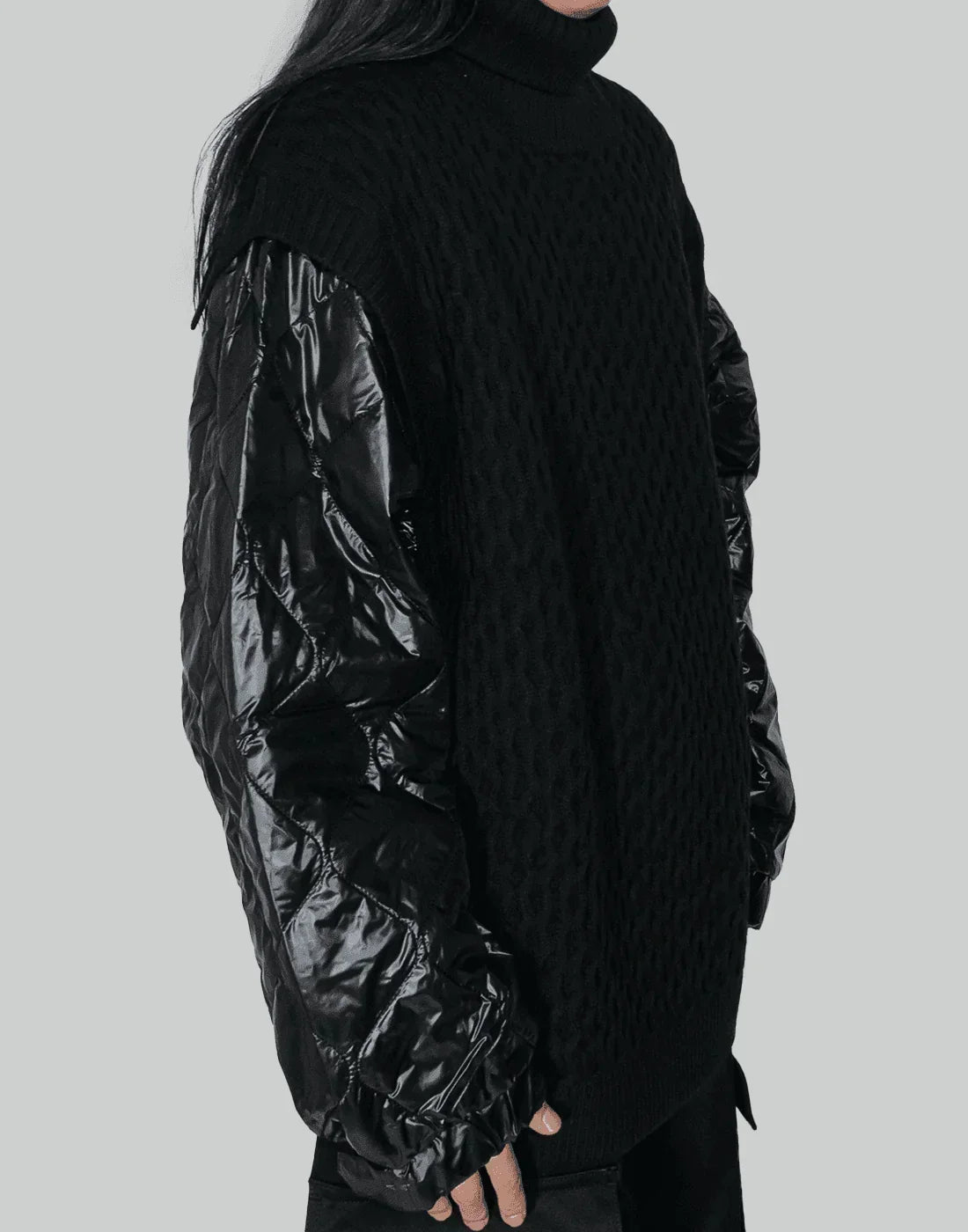 Juun.J - Quilting Paneled Turtle Neck Sweater - 082plus