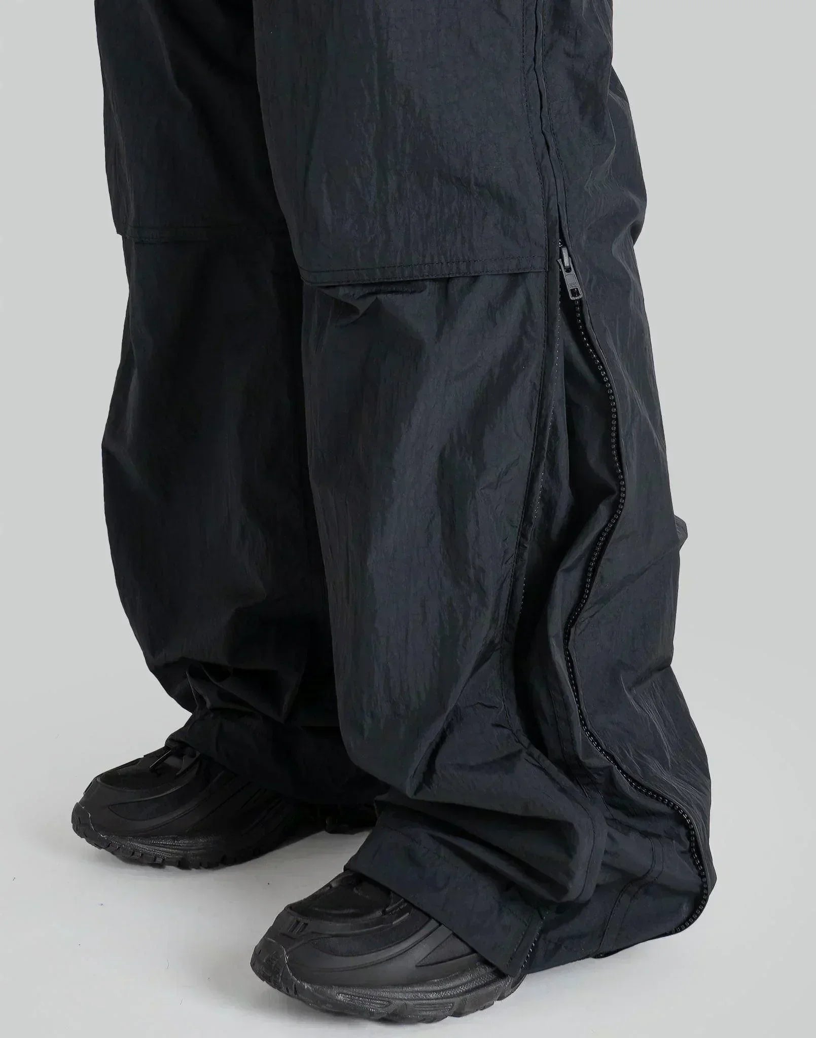 Juun.J - Side Zipper Open Nylon Trainer Pants - 082plus