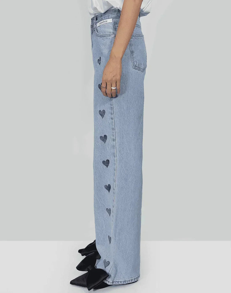 KIMHĒKIM - HEART STAMPED JEANS - 082plus