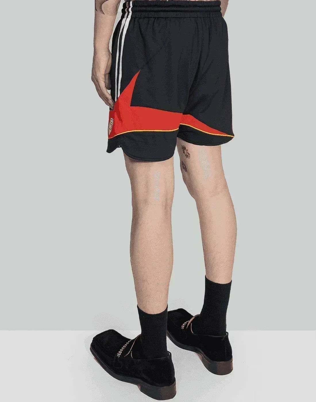 Martine Rose - REVERSIBLE FOOTBALL SHORT - 082plus