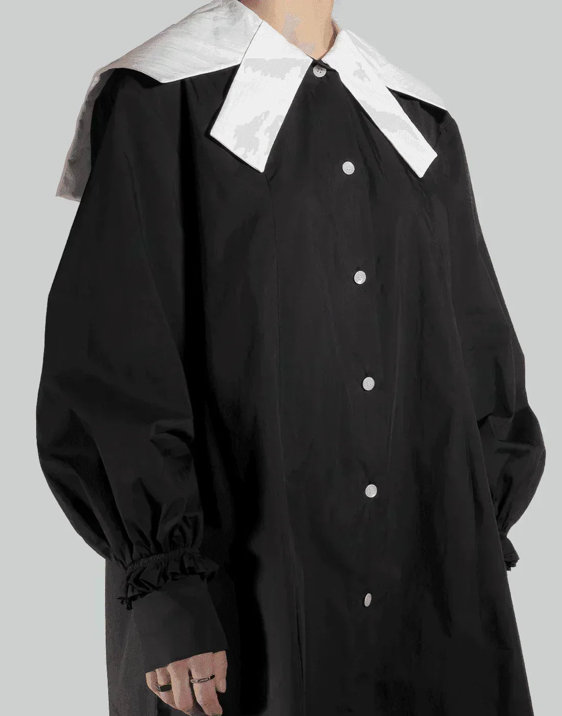 MINJU KIM - CUTTING COLLAR BLOUSE - 082plus
