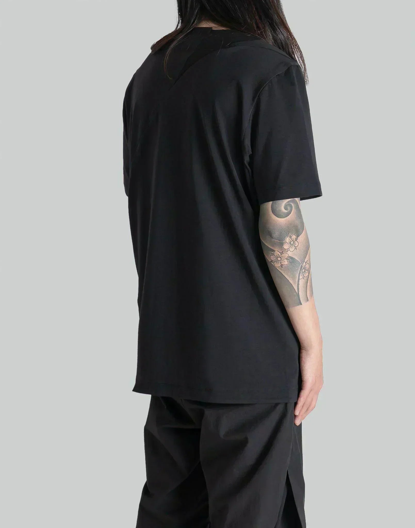 POST ARCHIVE FACTION - 6.0 TEE CENTER - 082plus