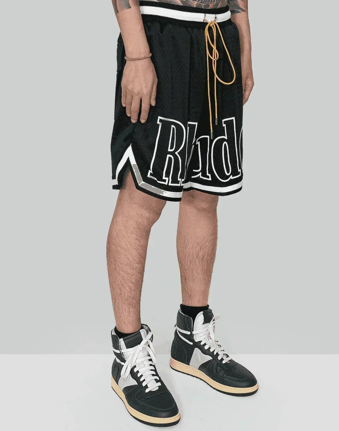Rhude - COURT LOGO SHORT - 082plus