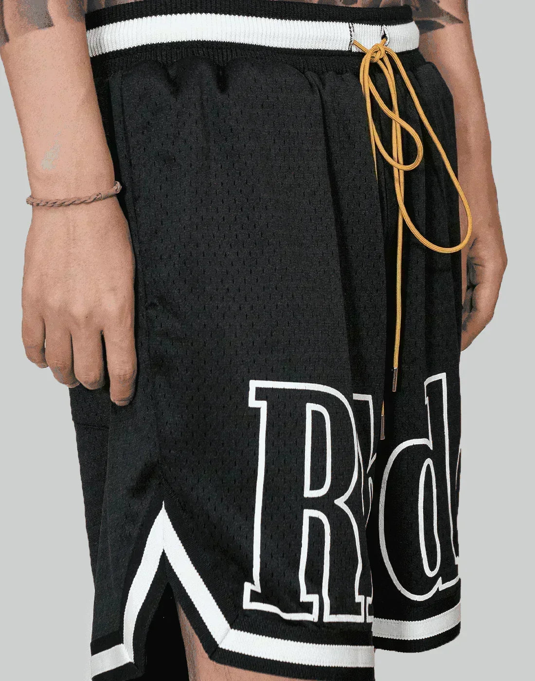 Rhude - COURT LOGO SHORT - 082plus