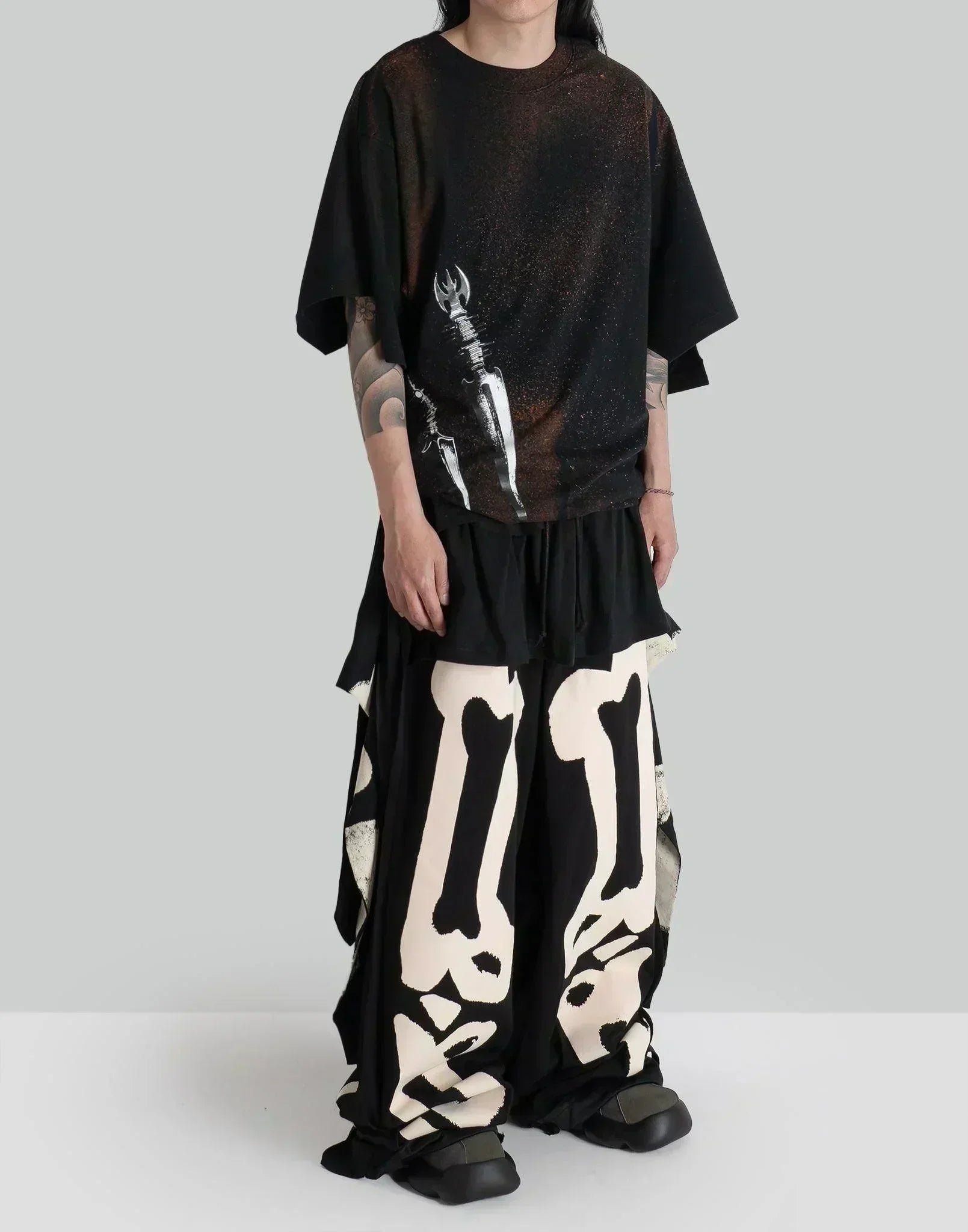 SANKUANZ - Dagger Print Deconstructed T-Shirt - 082plus