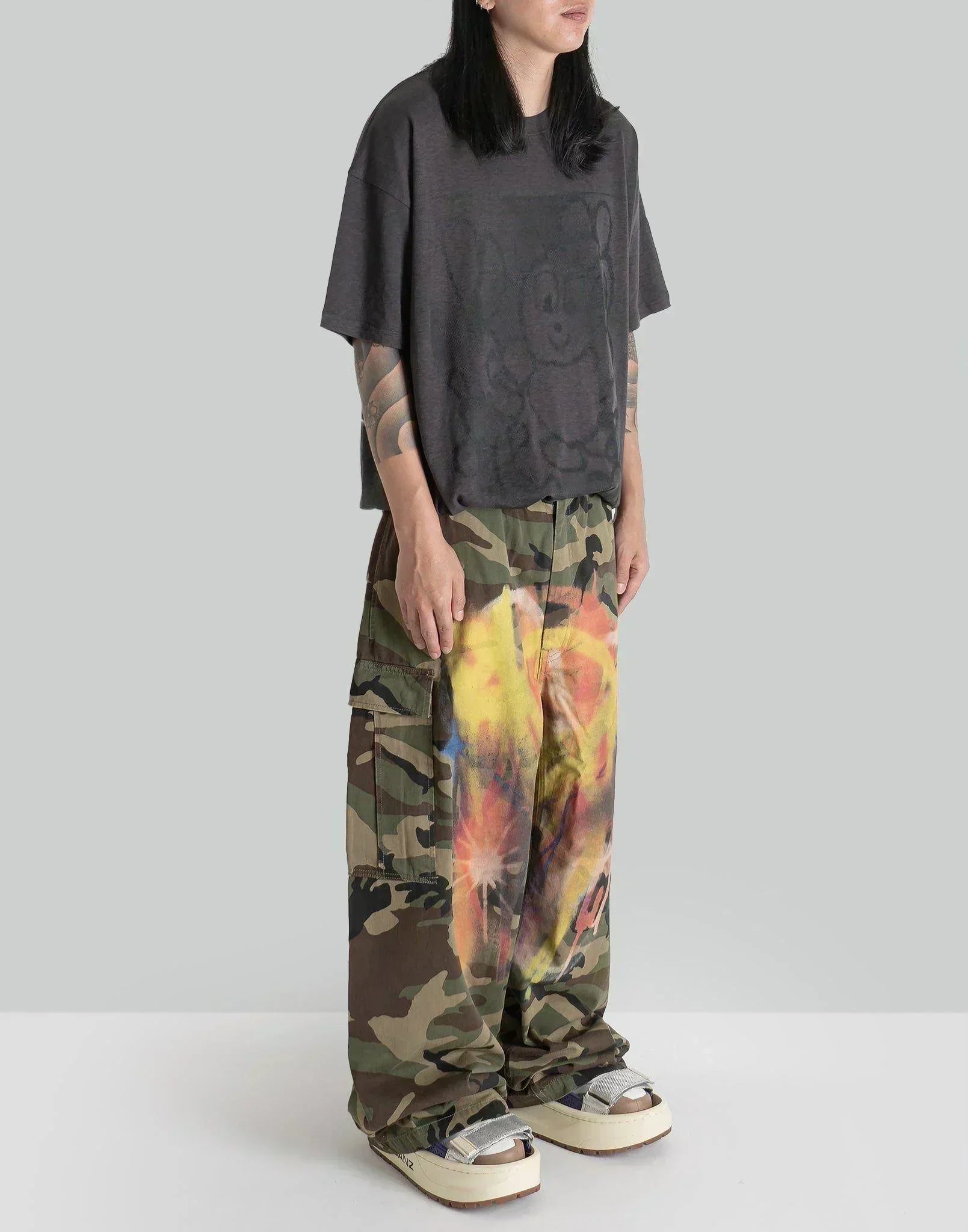 SANKUANZ - Graffiti Print Camo Cargo Pants - 082plus