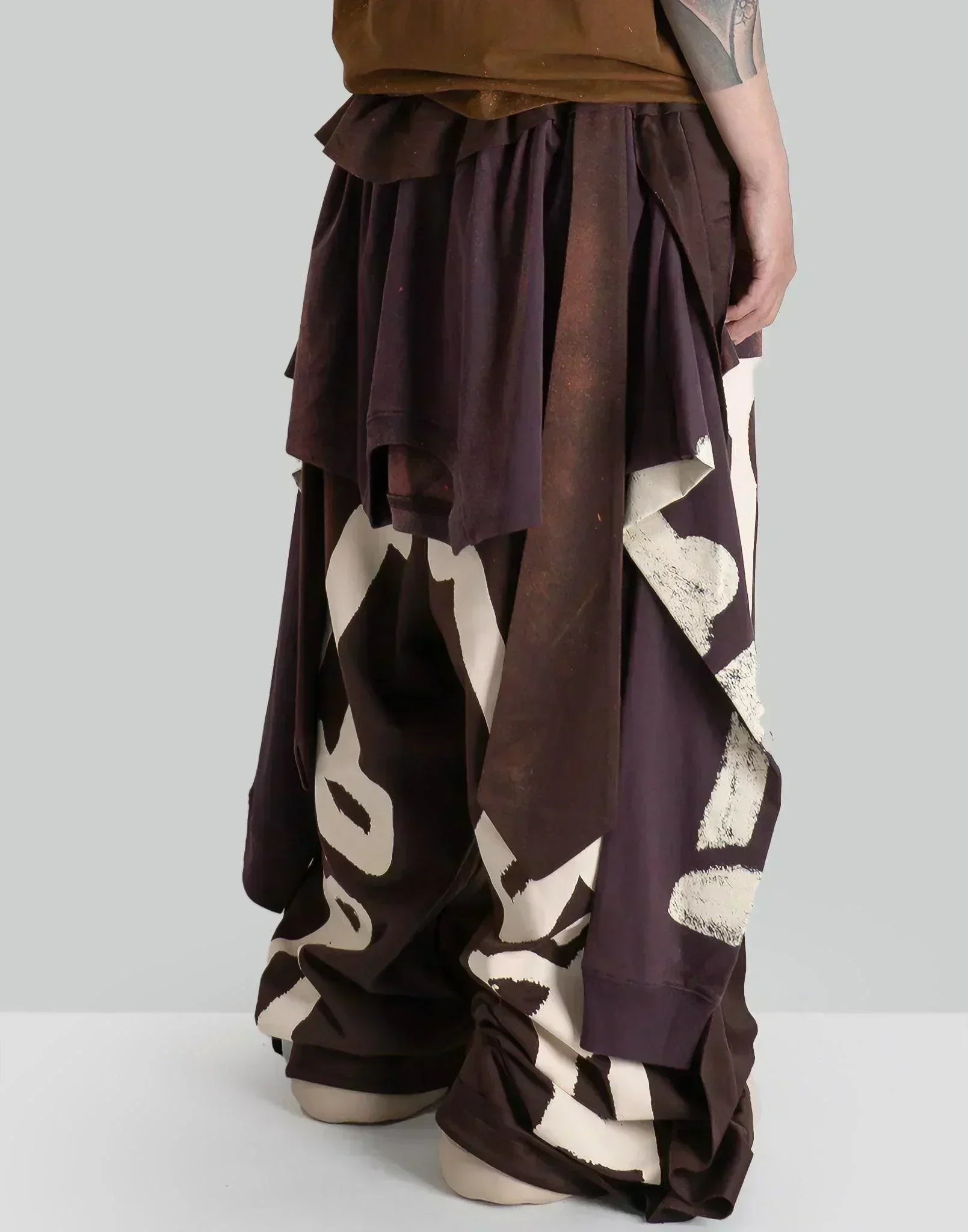 SANKUANZ - Skeleton Print Deconstructed Sweatpants - 082plus