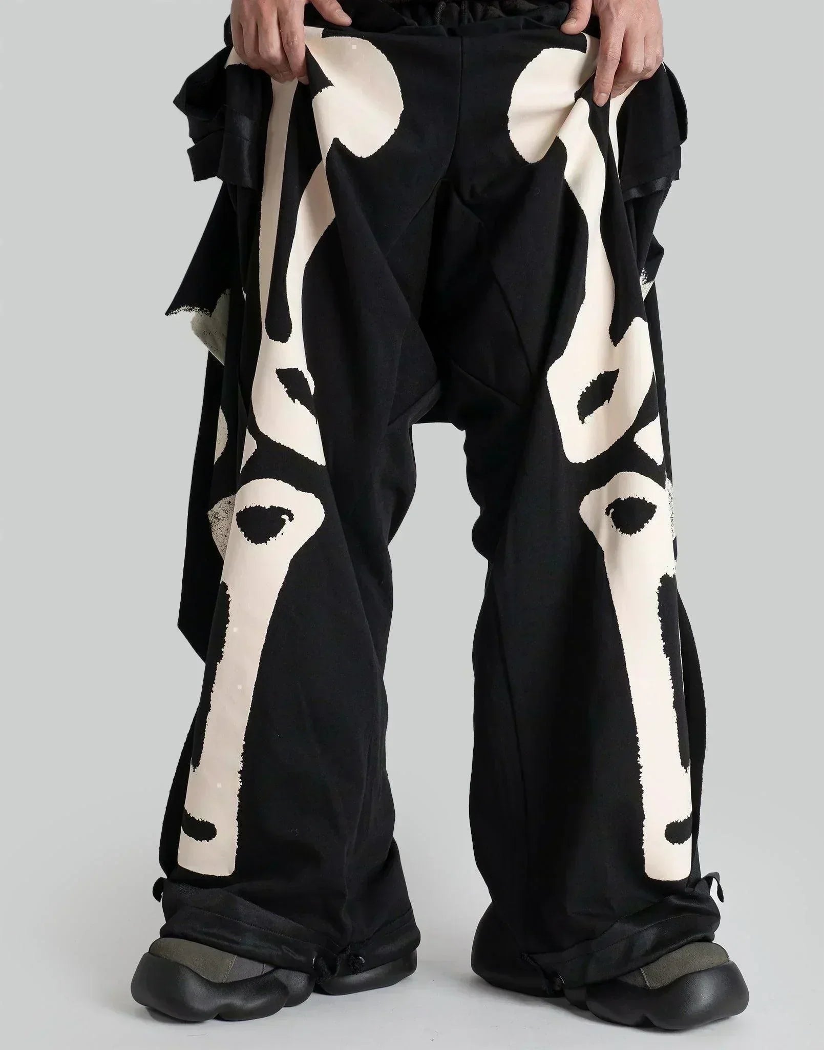 SANKUANZ - Skeleton Print Deconstructed Sweatpants - 082plus
