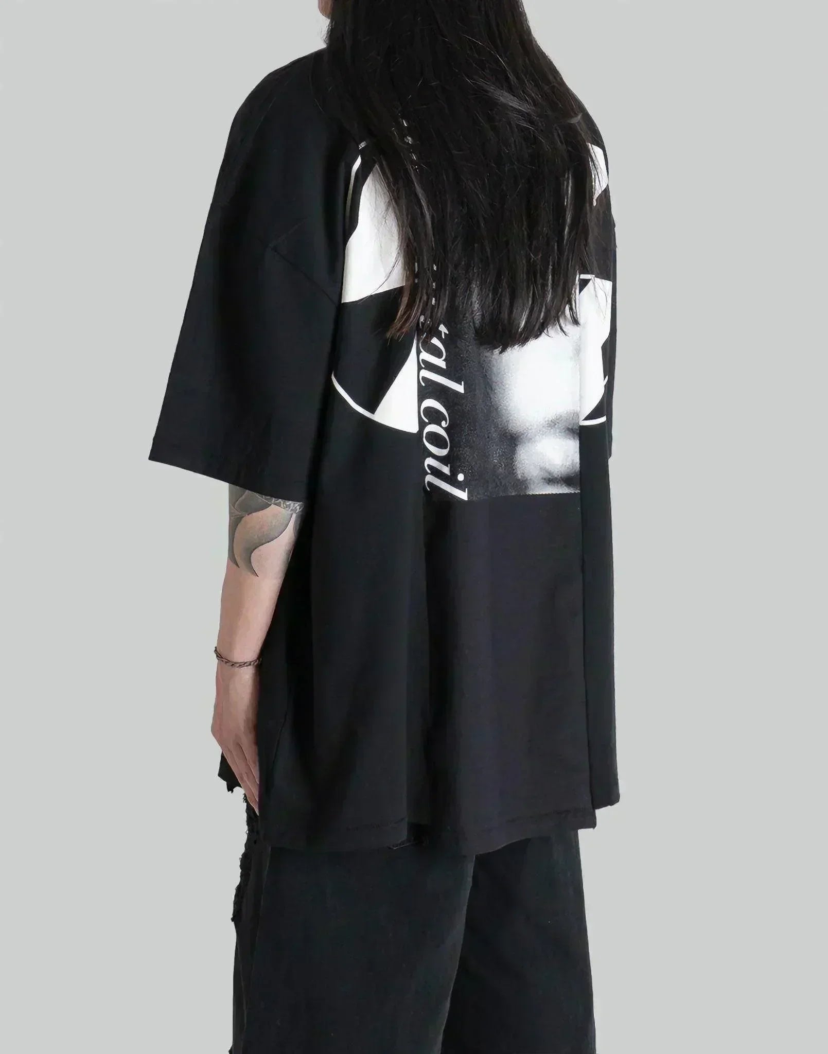 THE SALVAGES - RECONSTRUCTED EYES OS T-SHIRT - 082plus