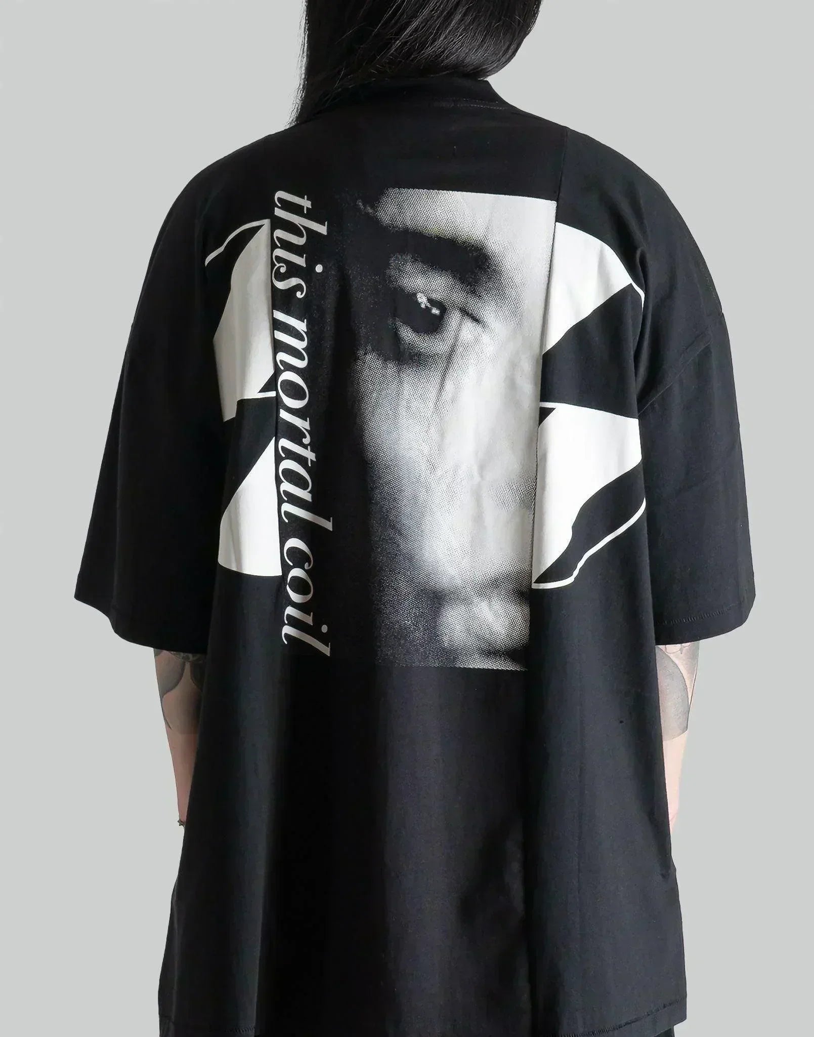 THE SALVAGES - RECONSTRUCTED EYES OS T-SHIRT - 082plus