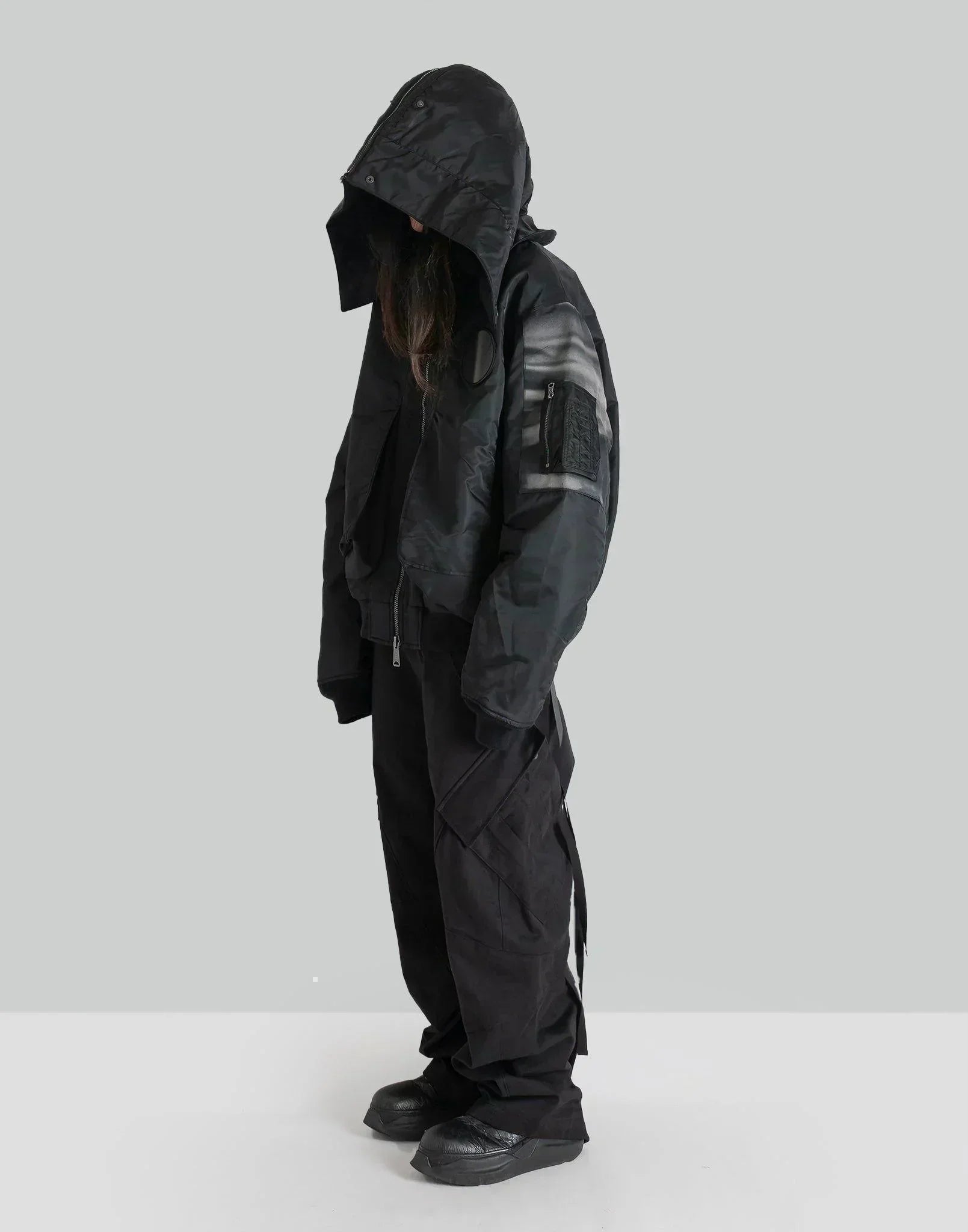 JiyongKim - x Alpha Industries CURVED MULTI POCKET TROUSERS - 082plus