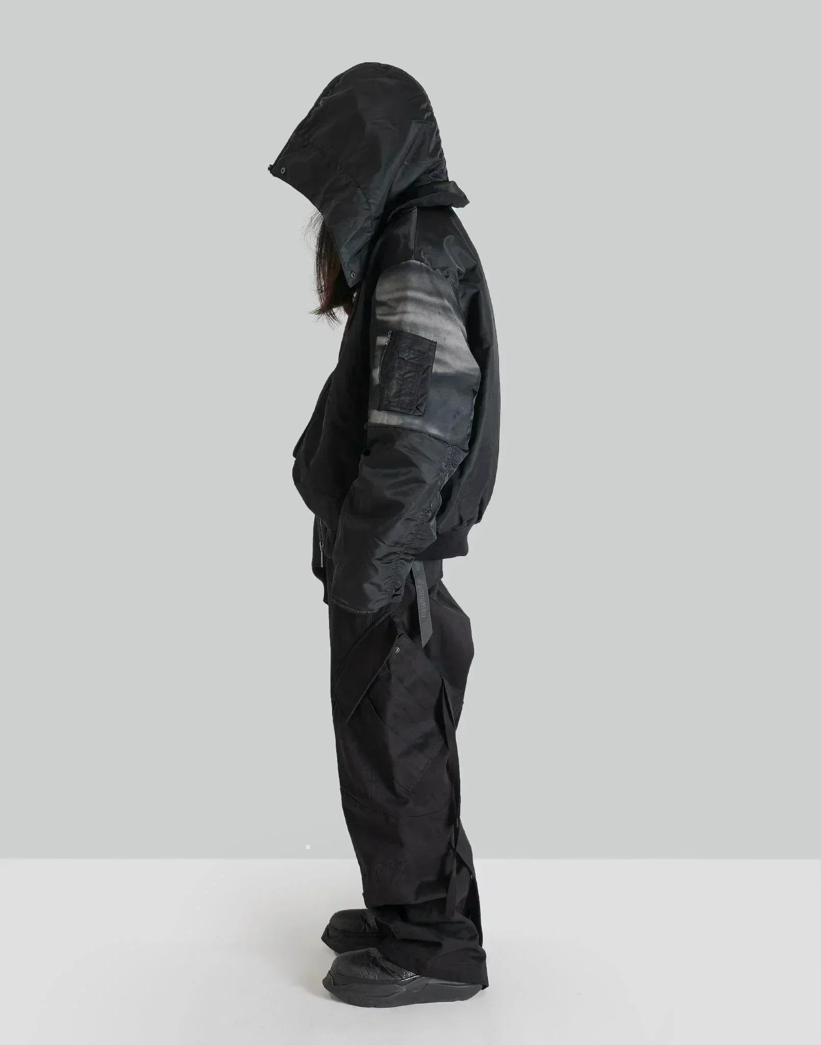 JiyongKim - x Alpha Industries CURVED MULTI POCKET TROUSERS - 082plus