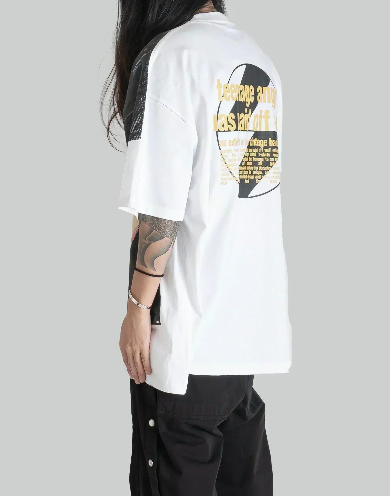 THE SALVAGES - x 'TEENAGE ANGST' KISS OS T-SHIRT - 082plus