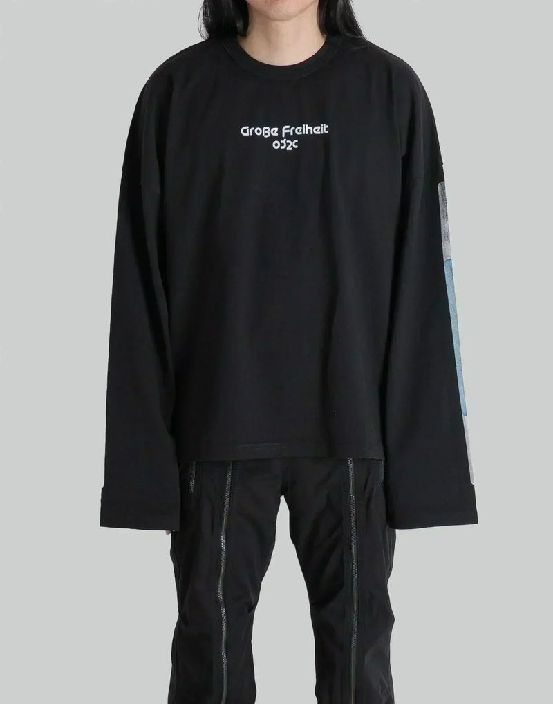 032C - 'BAR' SUPERSIZED LONGSLEEVE - 082plus