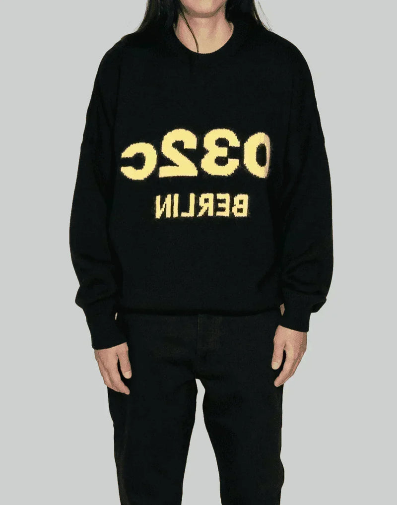 032C - FUZZY 'SELFIE' PULLOVER - 082plus