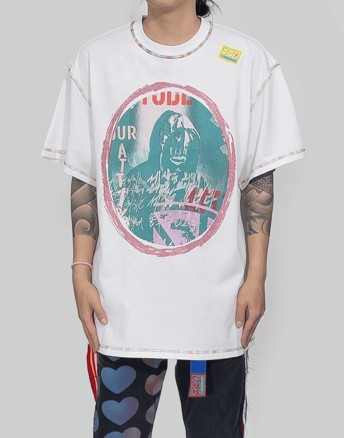 99%IS- Our Face Rainbow Stitch T-shirt - Tシャツ/カットソー(半袖