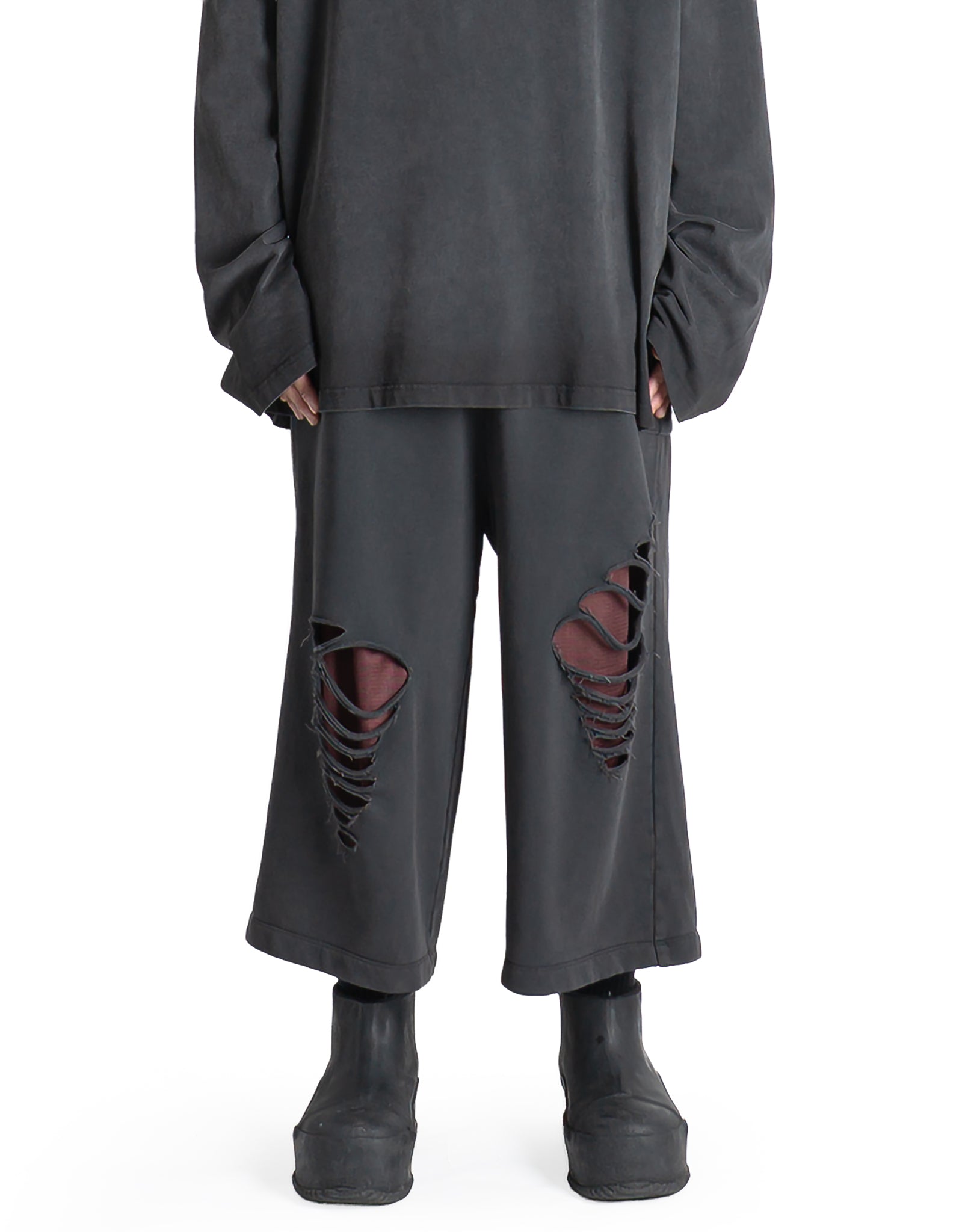 AVAVAV - AV-LOGO CUT-OUT SWEATPANT - 082plus