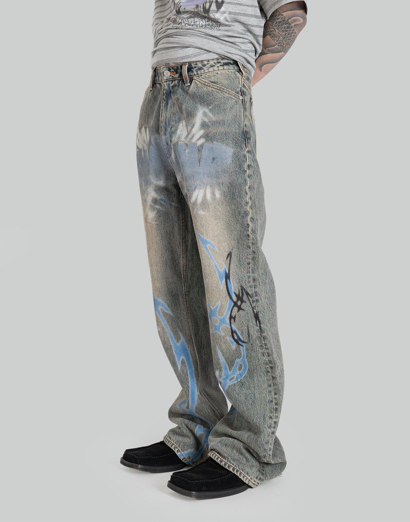 GRAPHIC PRINT UNISEX WASHED JEANS