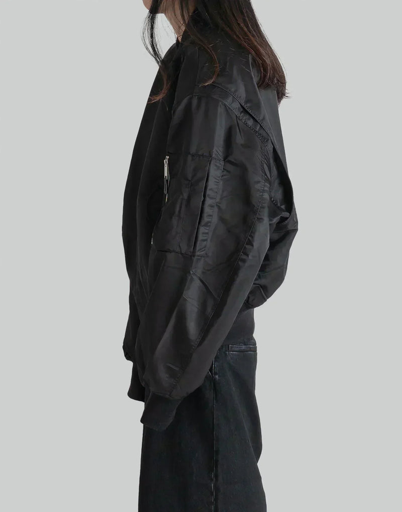 entire studios - BROAD BOMBER - 082plus