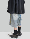 BUMPY GRAFFITI PRINT WASHED DENIM SHORTS