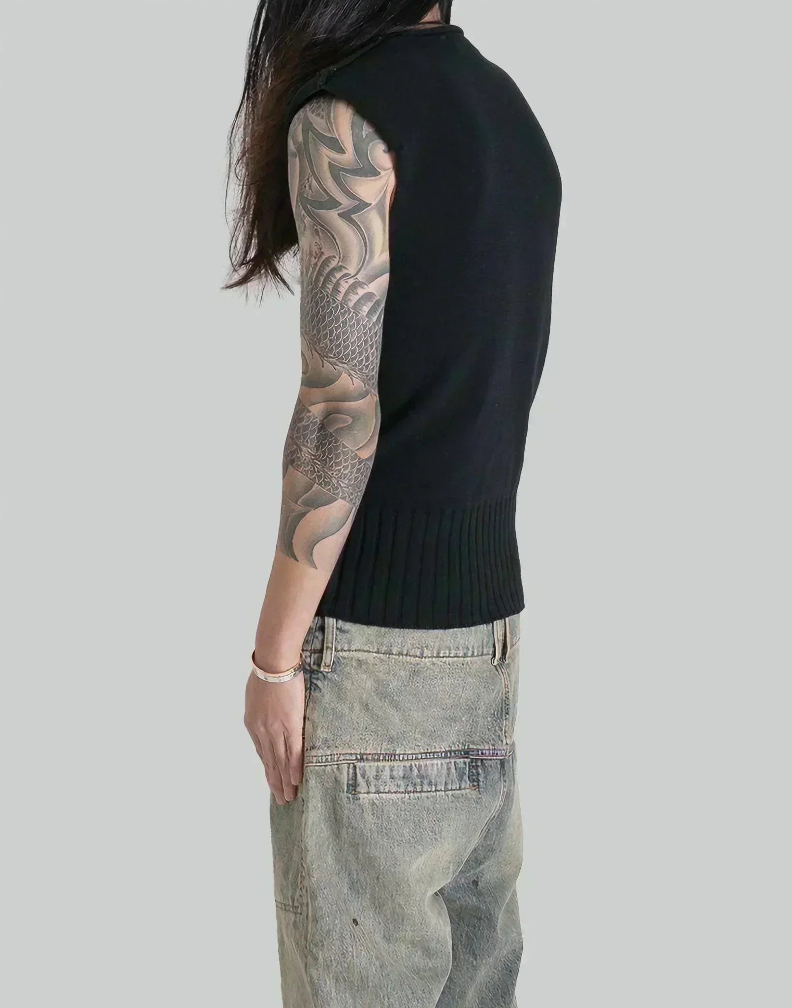 BURNS KNIT VEST