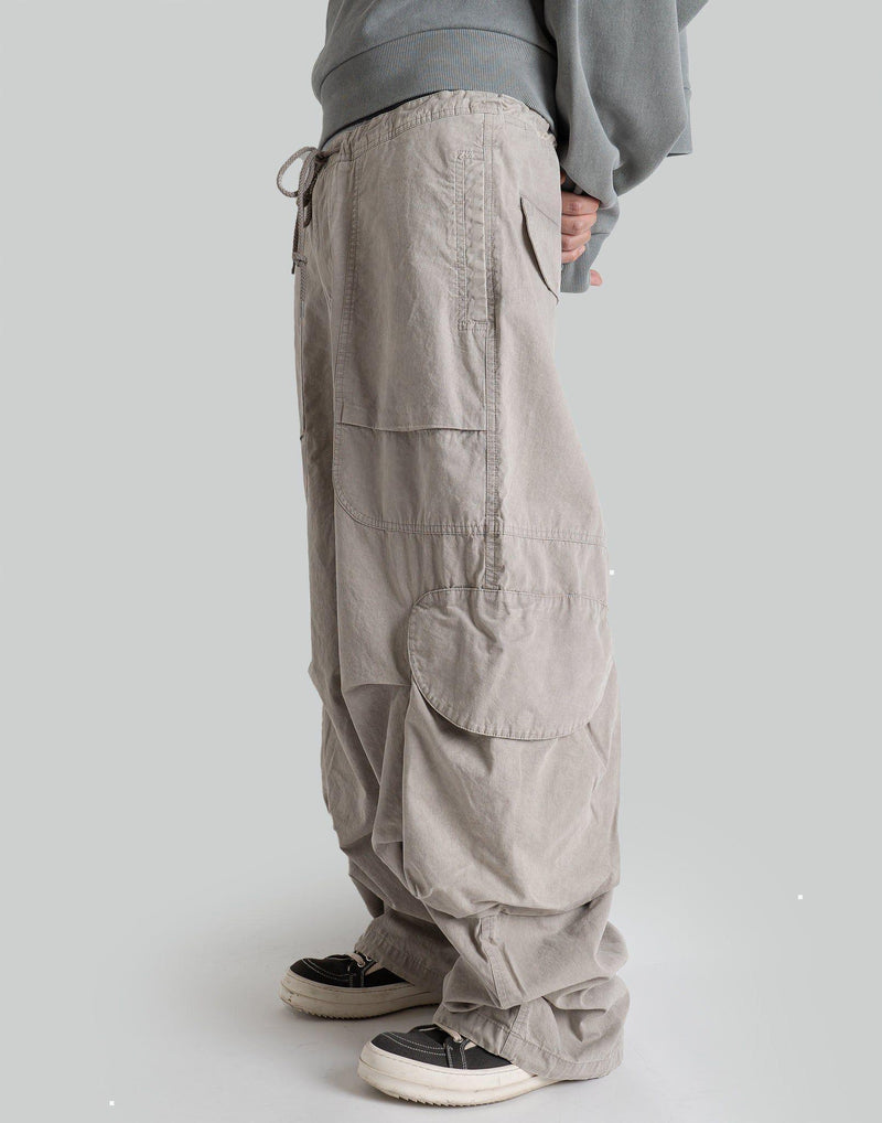 entire studios - FREIGHT CARGO - 082plus