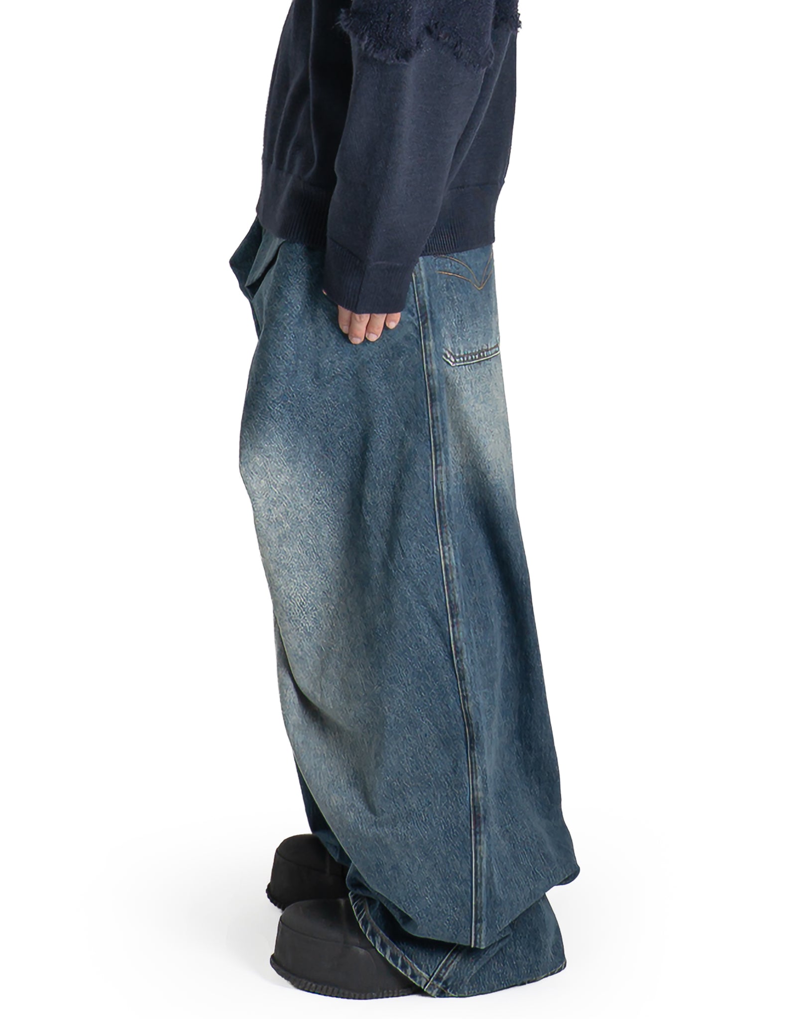 FENG CHEN WANG - PLEATED OVERSIZED JEANS - 082plus