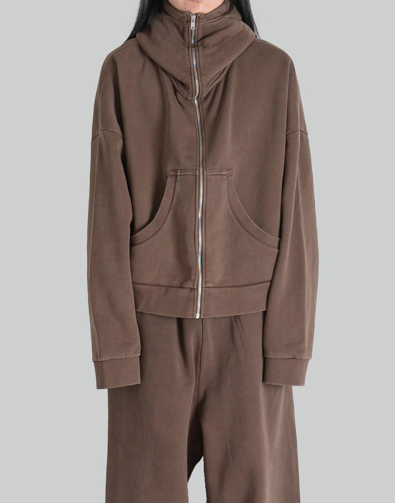 entire studios - FULL ZIP - 082plus