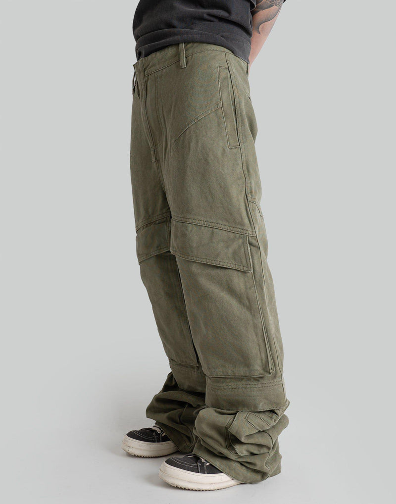 entire studios - HARD CARGO - 082plus