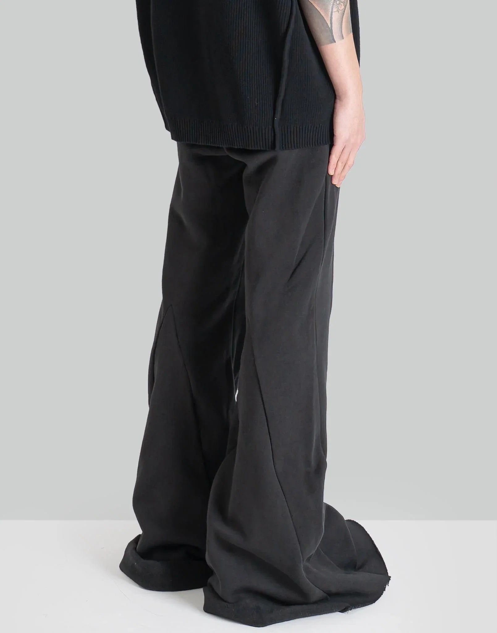 HEAVY-FLARE-SOOT-4_987b733b-