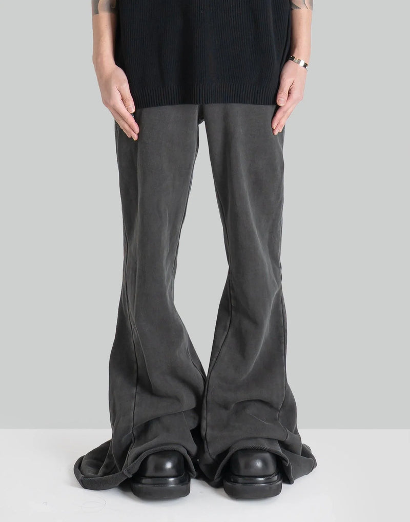 entire studios - HEAVY FLARE - 082plus