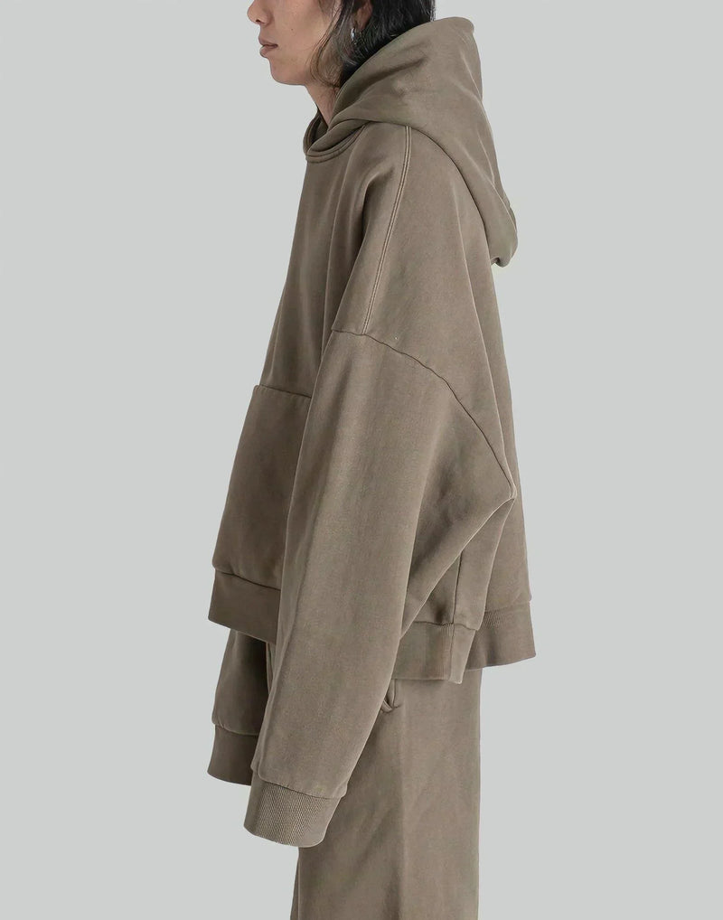 entire studios - HEAVY HOOD - 082plus