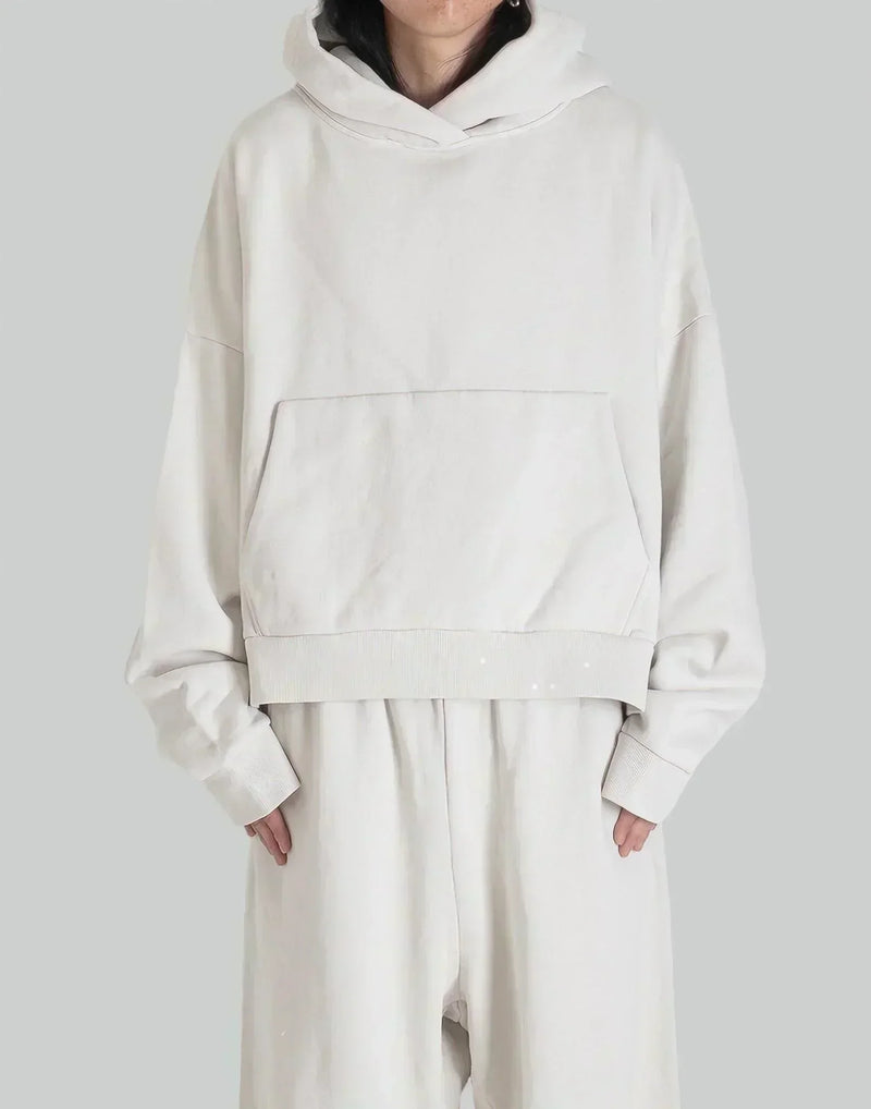 entire studios - HEAVY HOOD - 082plus