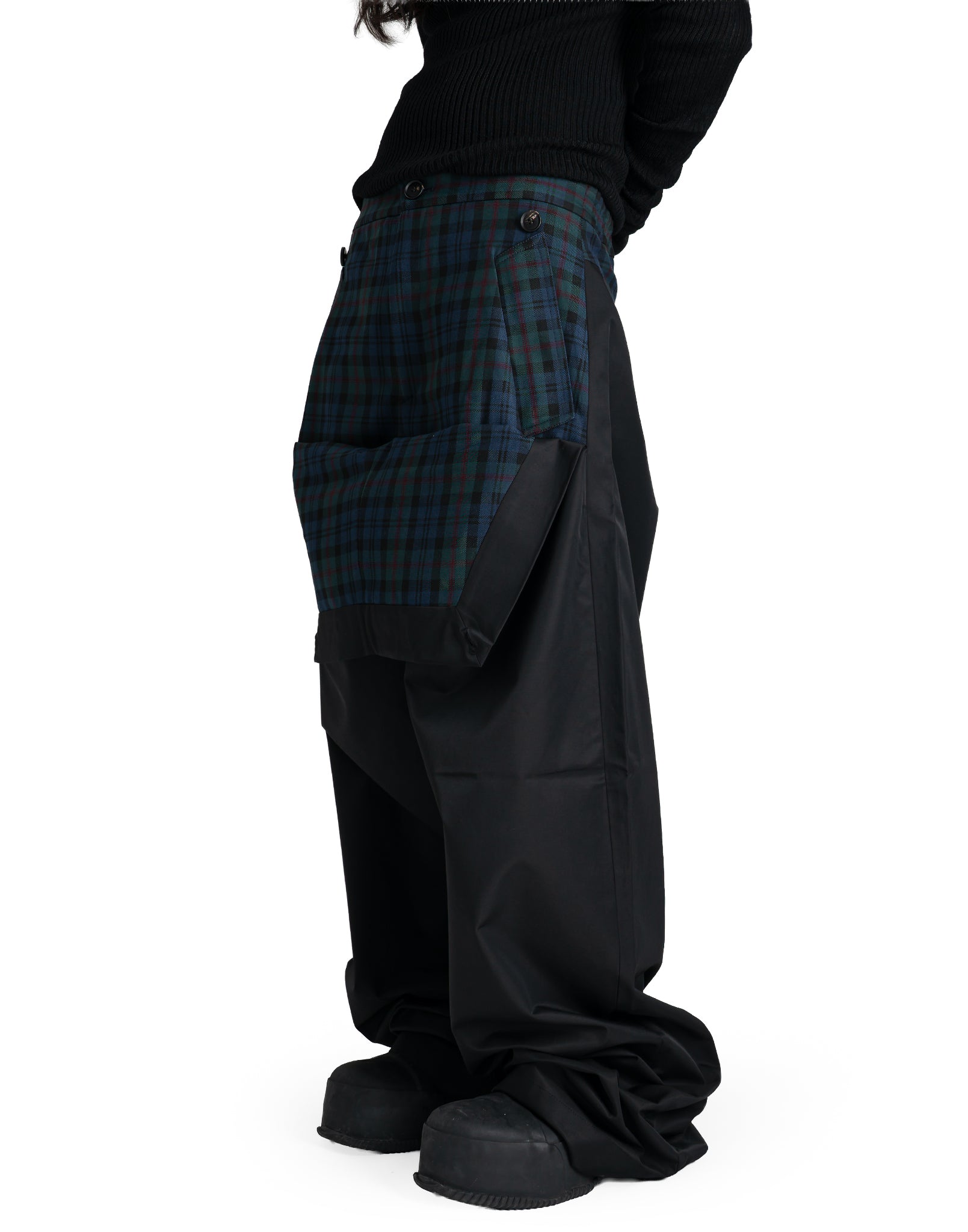 HYBRID TRACK PANT