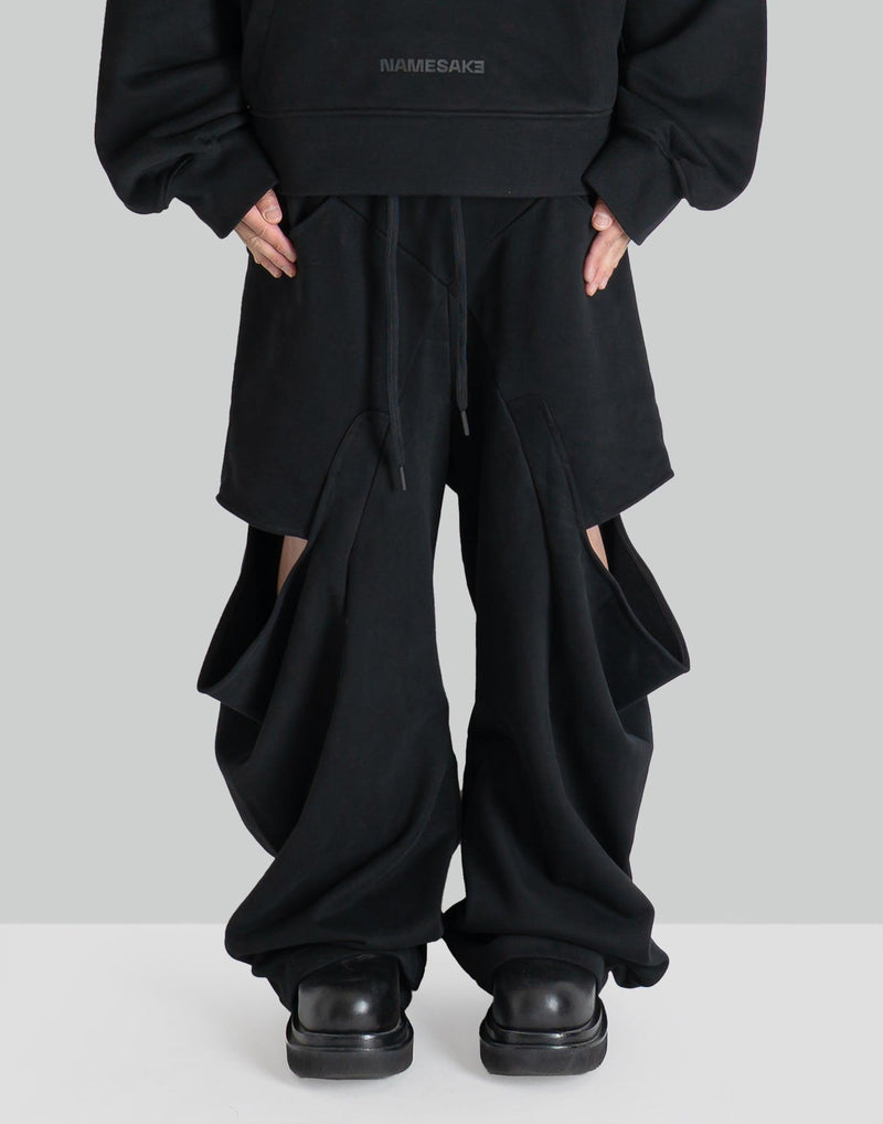 パンツ namesake WIDE TROUSERS NAMESAKE(ネイムセイク)のLAMAR CARROT WIDE TROUSERS EUPHORIC