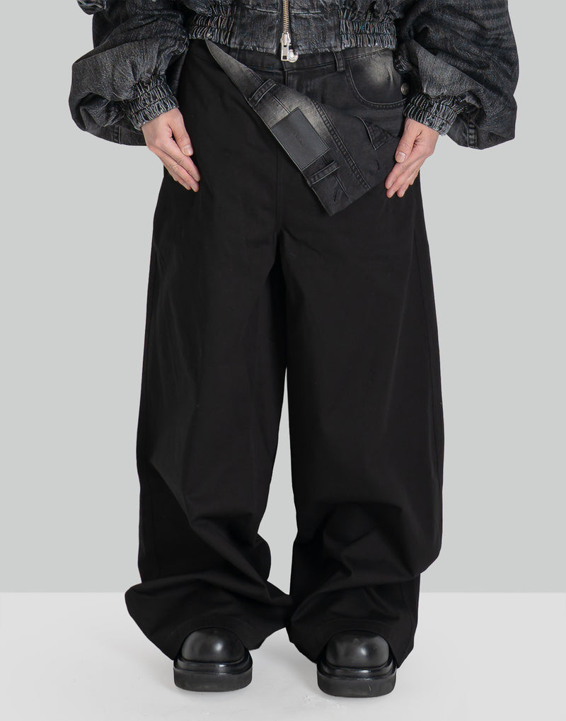 BLACK DENIM FRONT-LAYERED PANTS